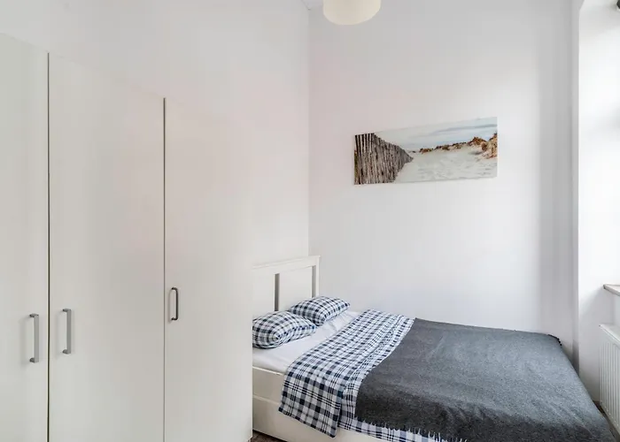 No 47 Old Town Daire